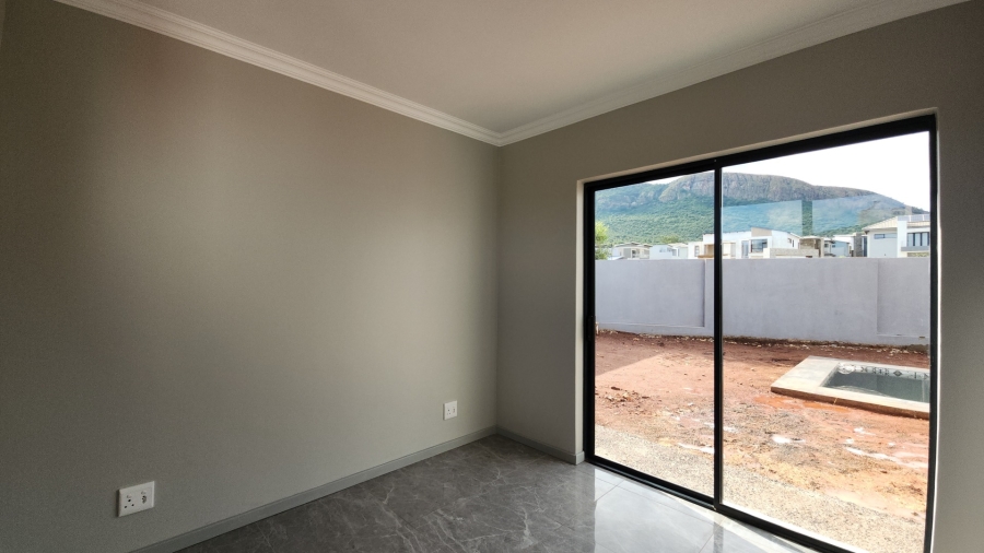 To Let 4 Bedroom Property for Rent in Melodie North West